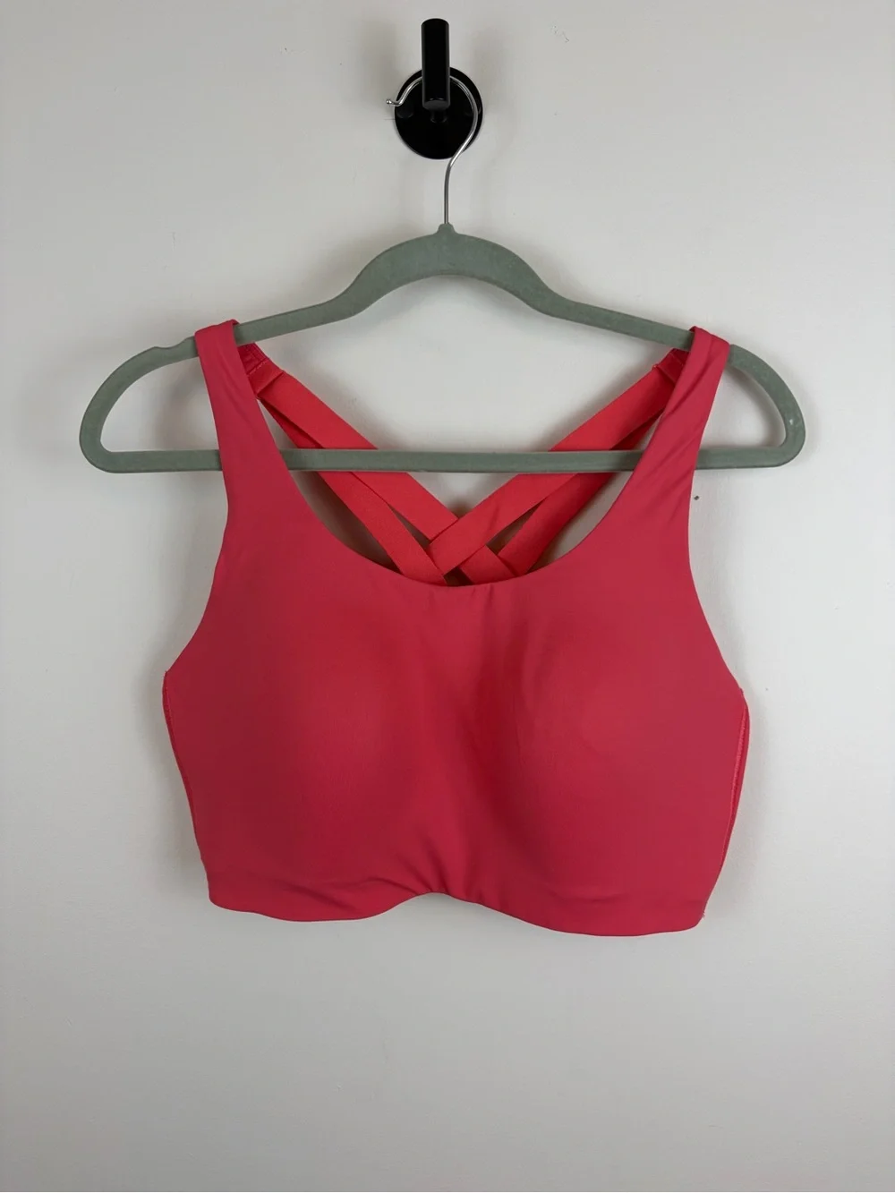 Lululemon Energy Bra High Support in Pale Raspberry